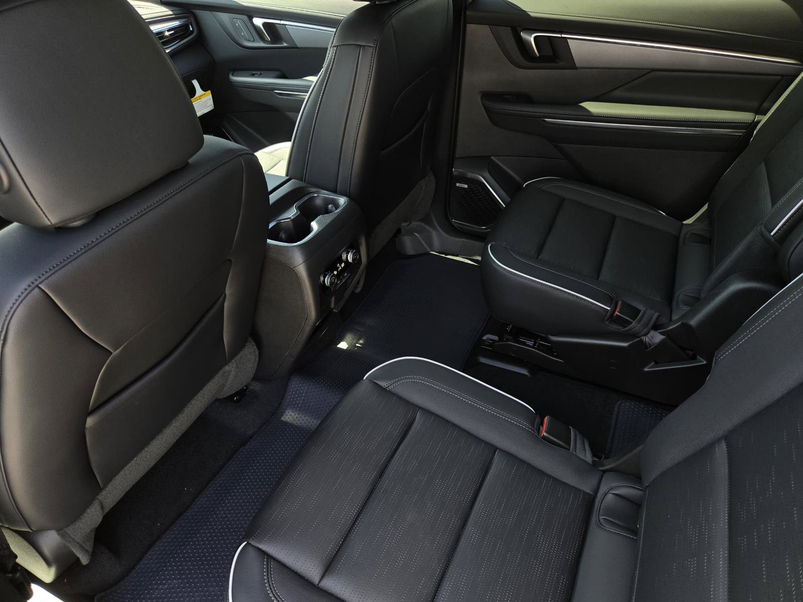 New 2026 Buick Enclave Sport Touring w/ Power Package FWD image 6