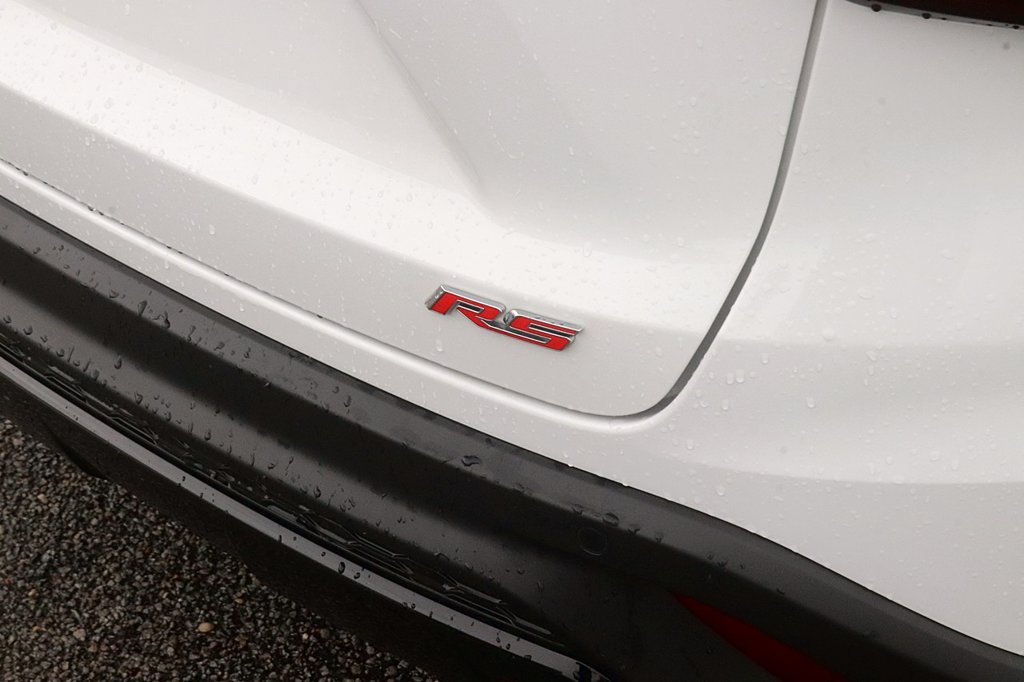 Used 2025 Chevrolet Trax RS w/ Sunroof Package FWD image 9
