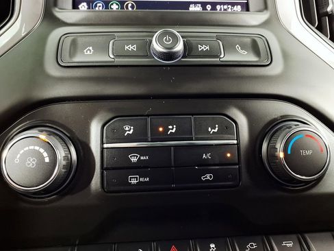 Used 2021 Chevrolet Silverado 1500 Custom image 22