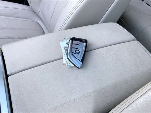 Used 2021 BMW X5 xDrive40i w/ Premium Package image 14