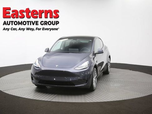 Used 2023 Tesla Model Y Long Range AWD/4WD image 48