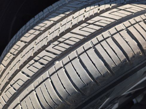 Used 2025 Hyundai Ioniq 5 SE image 12