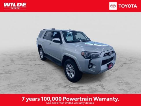 Certified 2024 Toyota 4Runner SR5 Premium image 3