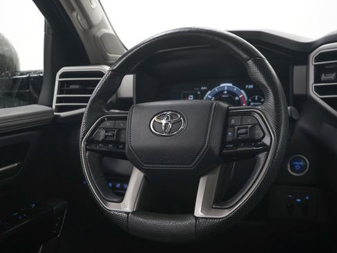 Used 2023 Toyota Tundra Limited AWD/4WD image 19