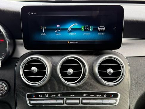 Used 2020 Mercedes-Benz C 300 4MATIC Coupe image 31