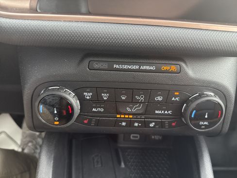 Used 2024 Ford Bronco Sport Badlands w/ Premium Package AWD/4WD image 28