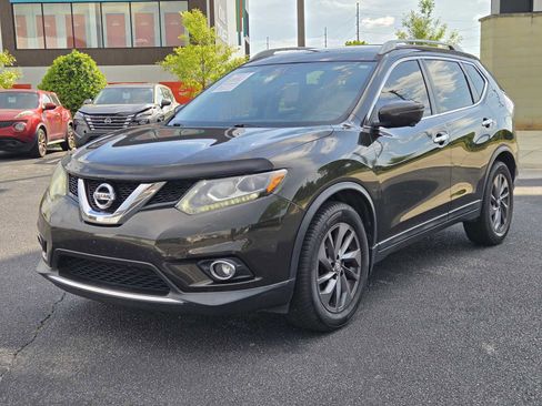 Used 2016 Nissan Rogue SL w/ SL Premium Package FWD image 3