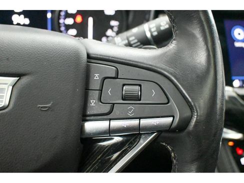 Used 2020 Cadillac XT6 Premium Luxury image 42