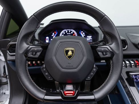 Used 2020 Lamborghini Huracan EVO AWD/4WD image 14