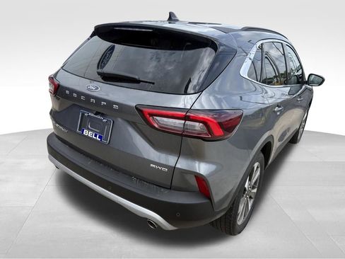 Used 2025 Ford Escape Platinum AWD/4WD image 7