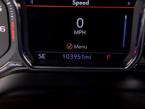 Used 2021 GMC Yukon XL Denali w/ Denali Ultimate Package image 13