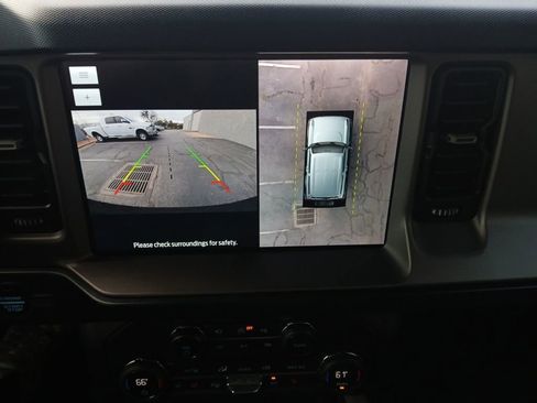 Used 2023 Ford Bronco Outer Banks w/ Sasquatch Package image 9