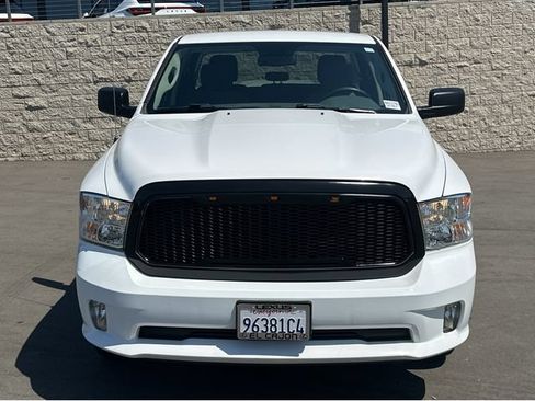 Used 2018 RAM 1500 Express RWD image 3
