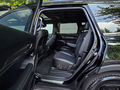 Certified 2024 Kia Telluride SX Prestige X-Line AWD/4WD image 31