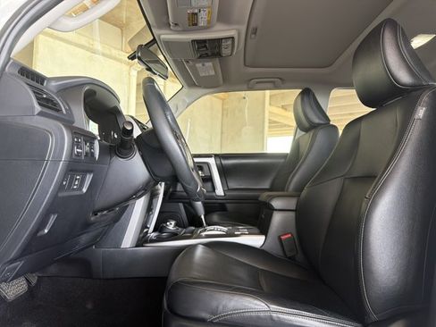 Used 2018 Toyota 4Runner Limited AWD/4WD image 7