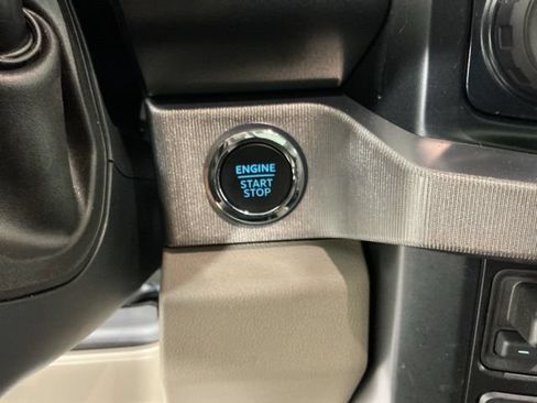 Used 2025 Ford F350 Platinum w/ Platinum Plus Package AWD/4WD image 28