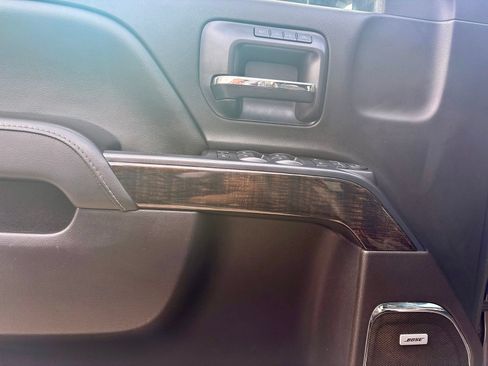 Used 2016 GMC Sierra 2500 Denali w/ Duramax Plus Package AWD/4WD image 20