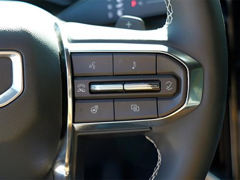 New 2026 GMC Acadia Denali w/ Super Cruise Package image 13