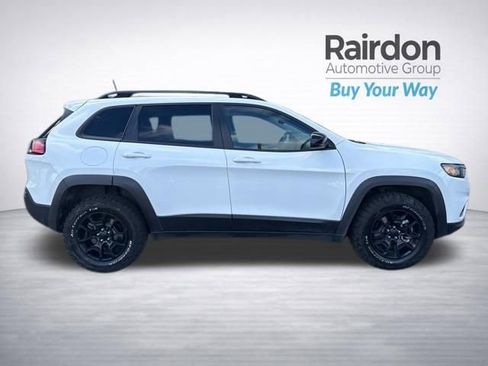 Used 2022 Jeep Cherokee Latitude AWD/4WD image 8