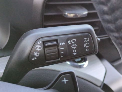 Used 2020 Ford Explorer XLT w/ Class III Trailer Tow Package image 25