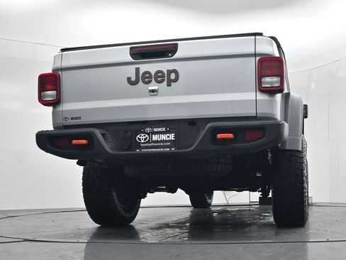 Used 2023 Jeep Gladiator Mojave image 59