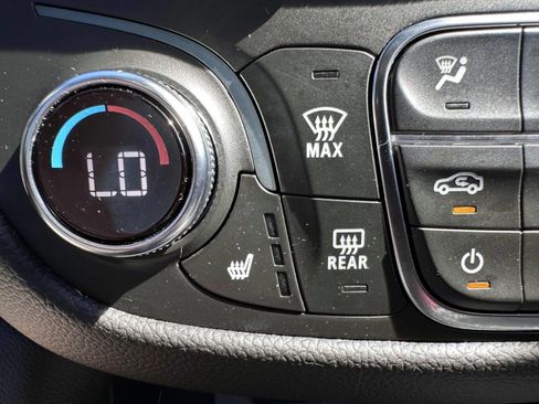 Used 2024 Chevrolet Equinox LT AWD/4WD image 24