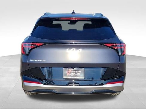 New 2026 Kia Sportage SX image 4