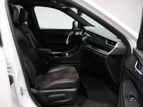 Certified 2023 Jeep Grand Cherokee Altitude image 26