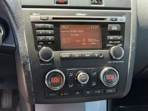Used 2010 Nissan Altima 2.5 SL w/ SL Pkg FWD image 17