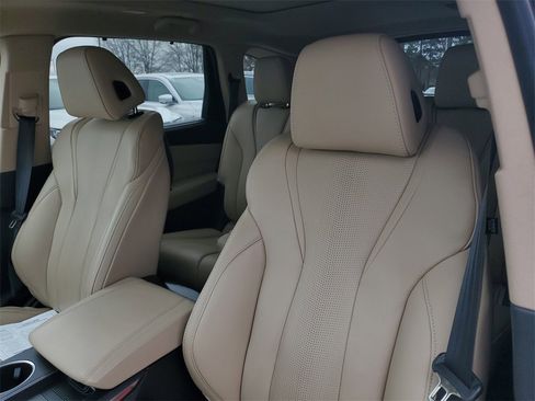 Certified 2025 Acura MDX w/ Technology Package image 20