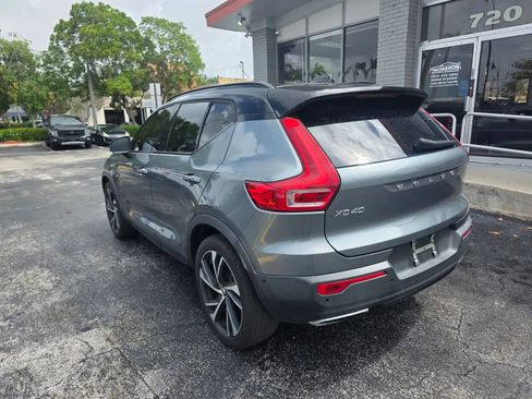 Used 2019 Volvo XC40 T5 R-Design AWD/4WD image 4
