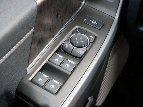 Used 2024 Ford F250 Lariat w/ Sport Appearance Package AWD/4WD image 36