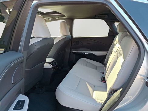 Used 2025 Lexus RX 350 Premium image 8