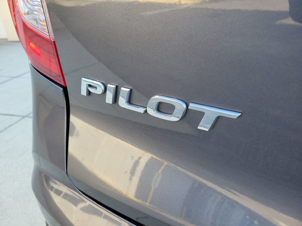 Certified 2022 Honda Pilot Elite image 10