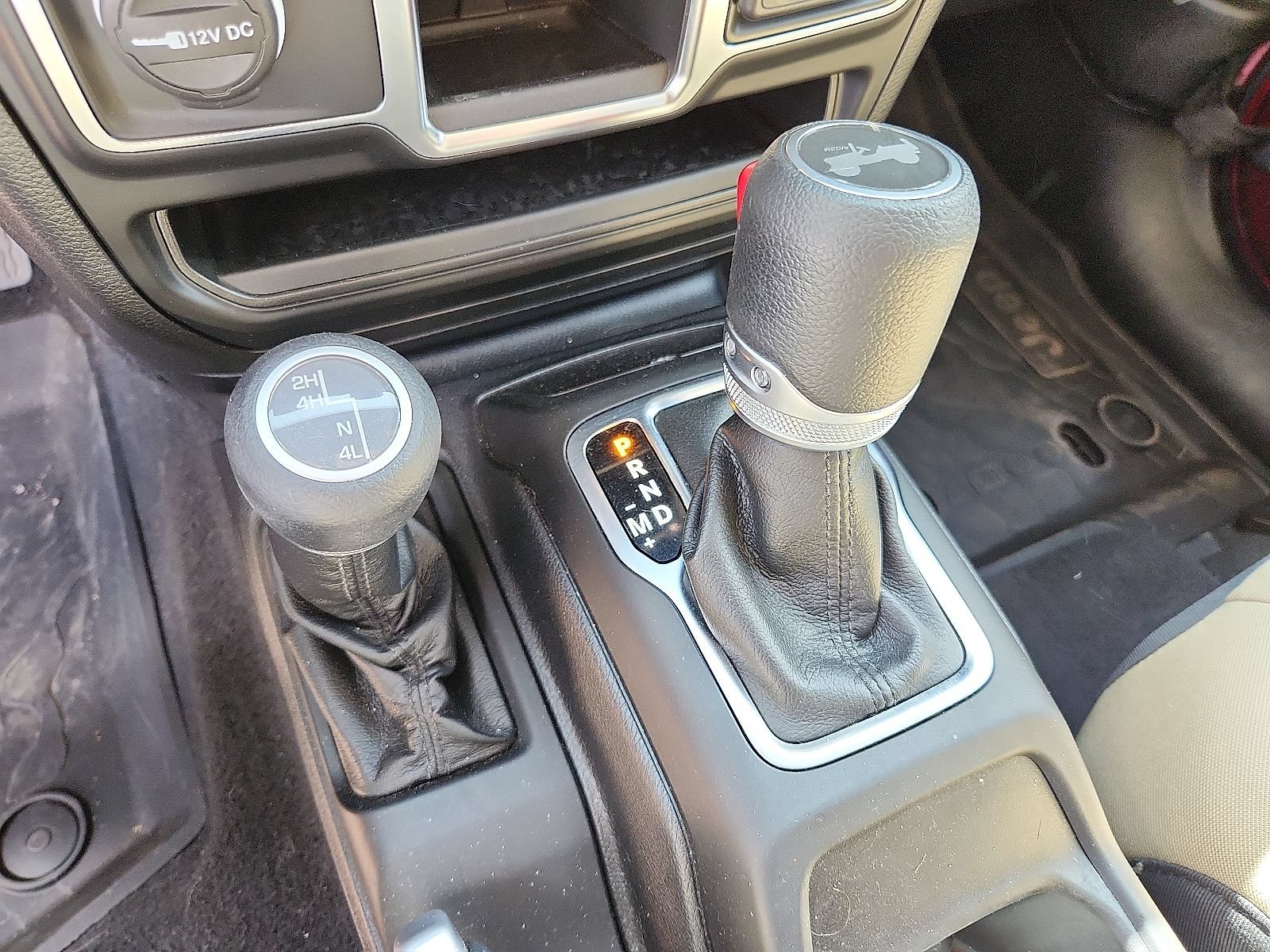 Used 2021 Jeep Wrangler Sport AWD/4WD image 12