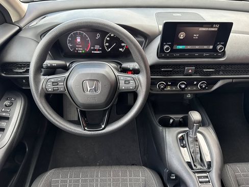 Used 2023 Honda HR-V LX image 18