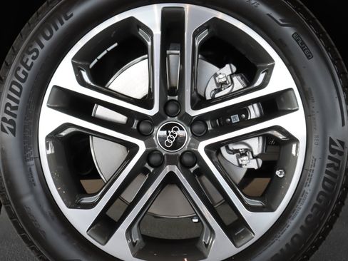 New 2026 Audi Q5 Premium AWD/4WD image 5