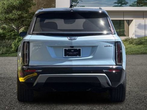 New 2026 Cadillac Vistiq Sport w/ LPO, Floor Liner Package image 5