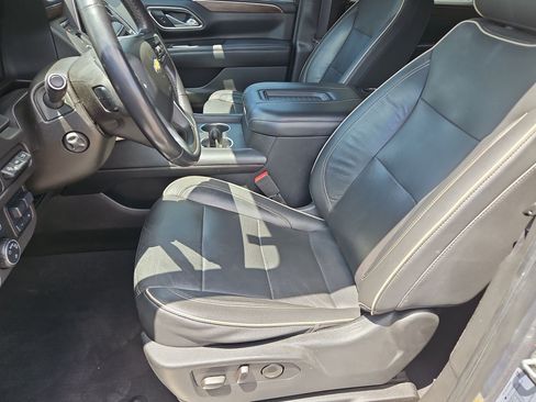 Certified 2021 Chevrolet Suburban Premier w/ Premium Package RWD image 25