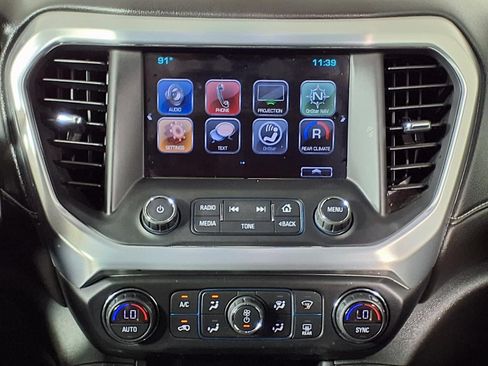 Used 2017 GMC Acadia SLT FWD image 17