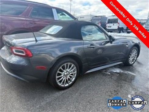 Used 2017 FIAT 124 Spider Classica image 8