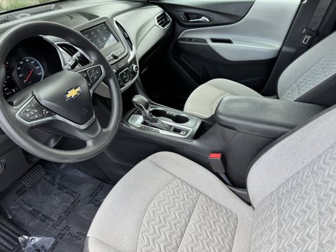 Certified 2022 Chevrolet Equinox LS image 9