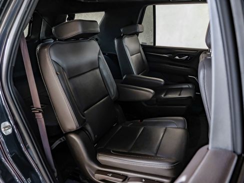 Used 2021 GMC Yukon Denali w/ Denali Premium Package image 40