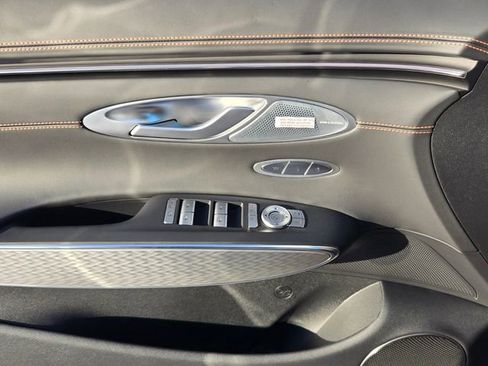 New 2026 Genesis GV70 2.5T Sport Prestige AWD/4WD image 16