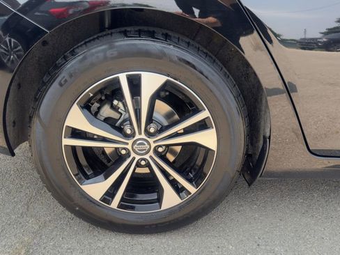 Used 2022 Nissan Sentra SV image 11