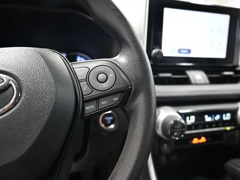 Used 2024 Toyota RAV4 XLE AWD/4WD image 24