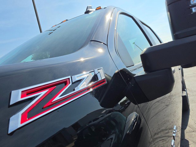 New 2026 Chevrolet Silverado 2500 Custom w/ Custom Value Package AWD/4WD image 10