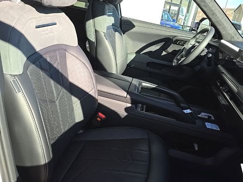 New 2027 Kia Telluride SX Prestige X-Line image 8