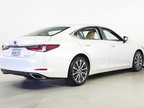 Used 2020 Lexus ES 350 w/ Premium Package FWD image 7