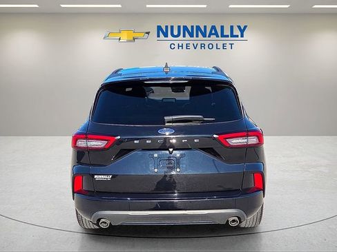 Used 2023 Ford Escape ST-Line image 4